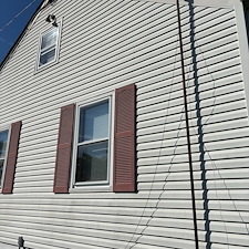 House-washing-in-Roanoke-VA-1 1