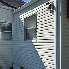 House-washing-in-Roanoke-VA-1 3