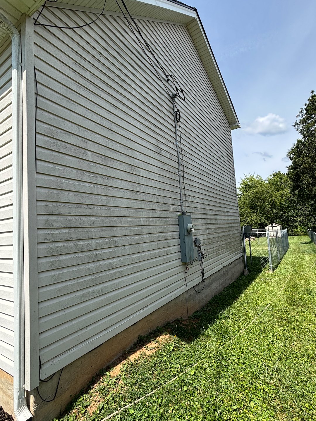 Professional house washing in Roanoke VA