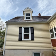 Top-notch-house-washing-project-in-Roanoke-VA-with-drastic-results 2